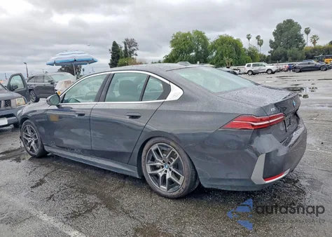 2024 BMW I5 Edrive 40 z USA, uszkodzony, nr VIN WBY33FK0XRCP95153